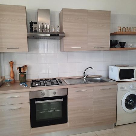 Apartamento Fronte Mare Torre San Giovanni Exterior foto