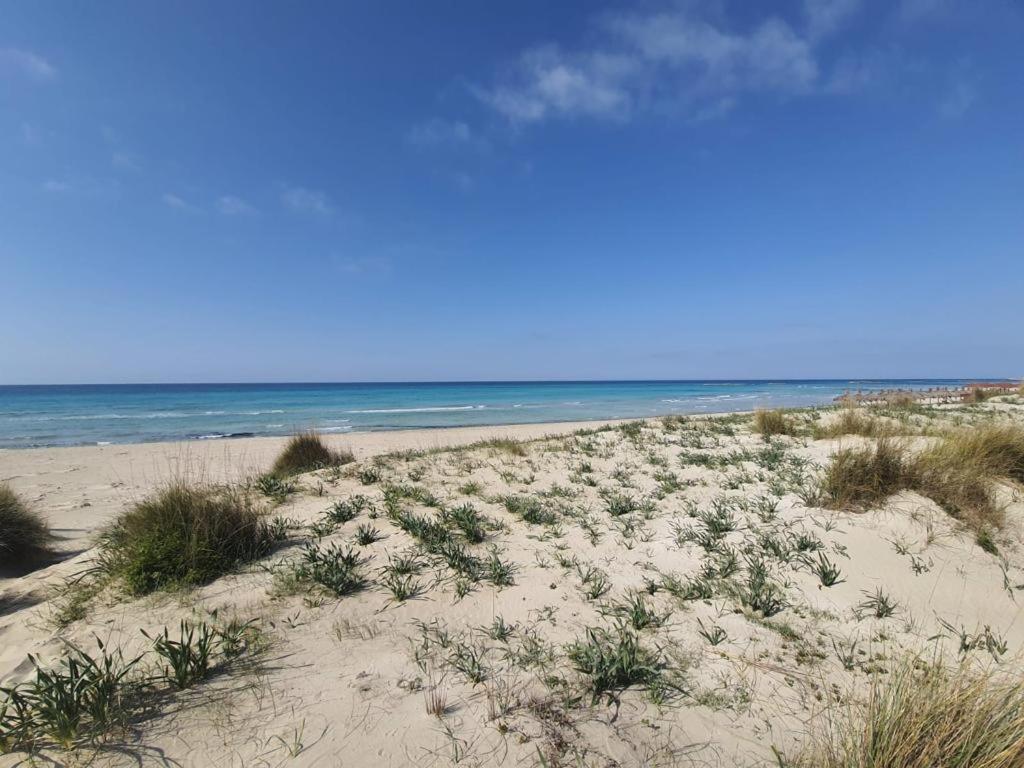 Apartamento Fronte Mare Torre San Giovanni Exterior foto