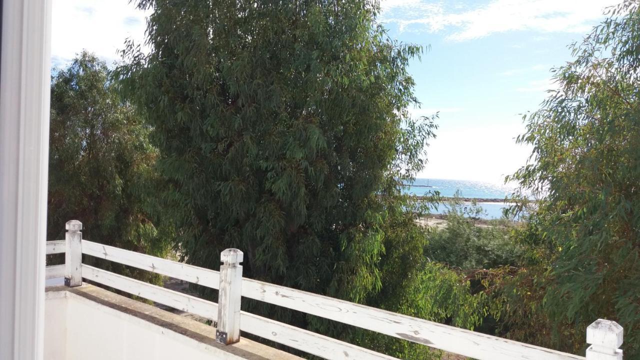 Apartamento Fronte Mare Torre San Giovanni Exterior foto