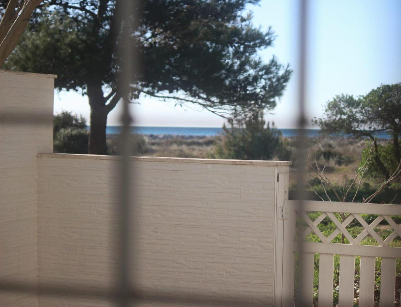 Apartamento Fronte Mare Torre San Giovanni Exterior foto