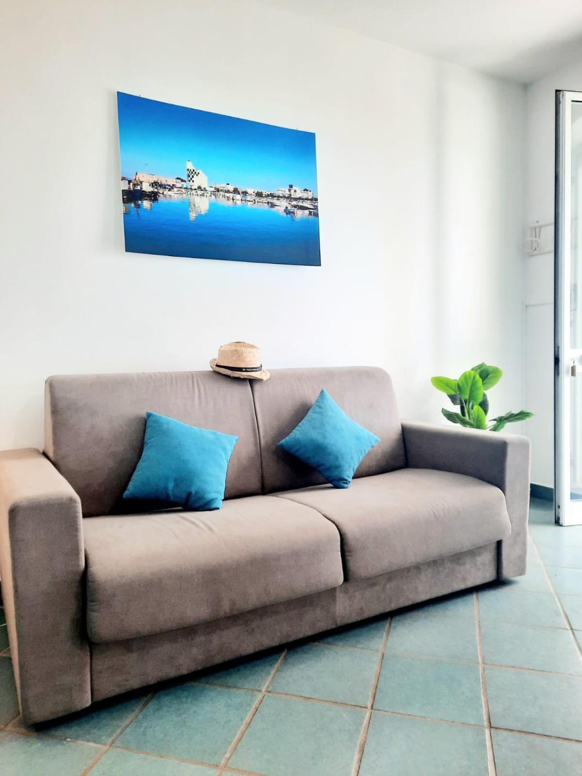 Apartamento Fronte Mare Torre San Giovanni Exterior foto