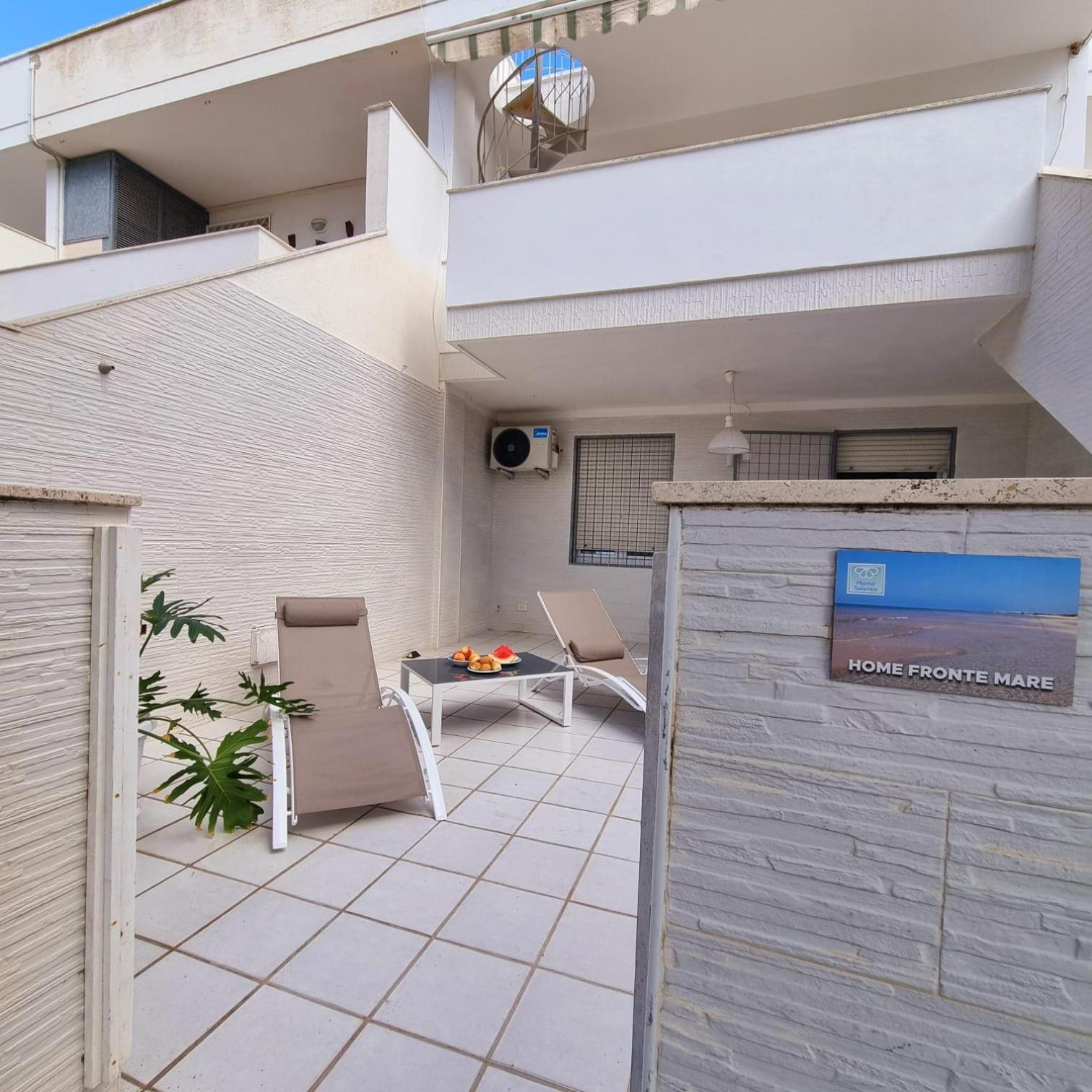 Apartamento Fronte Mare Torre San Giovanni Exterior foto