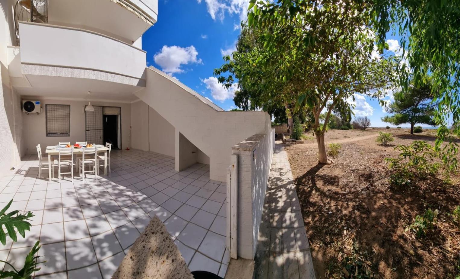 Apartamento Fronte Mare Torre San Giovanni Exterior foto
